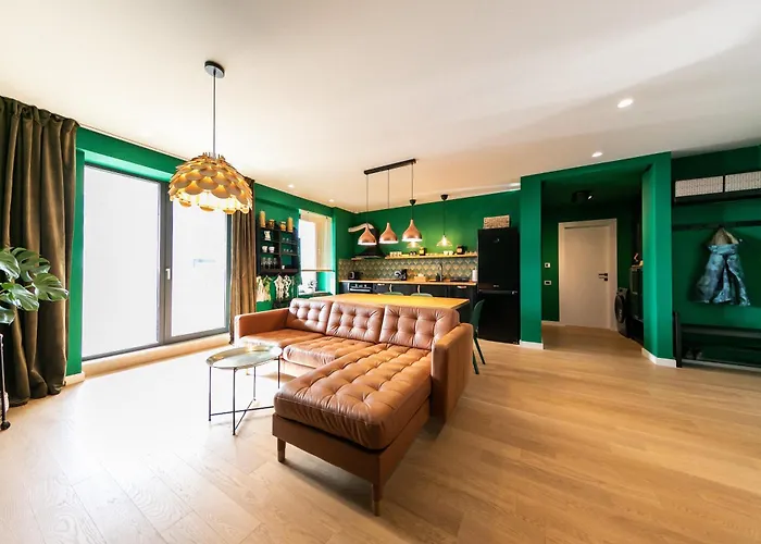 Leaf - Aviatiei Bukarest