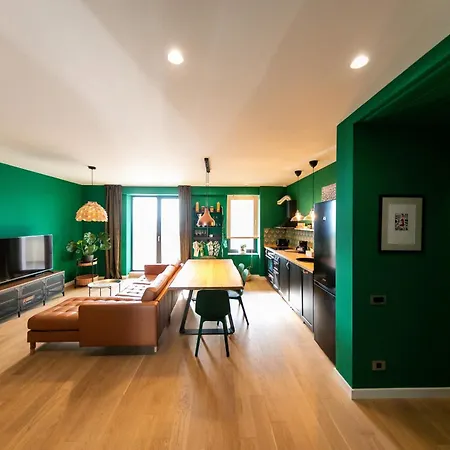 Leaf - Aviatiei * Бухарест